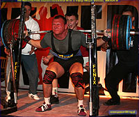 330 kg Tomasza Zakrzewskiego
